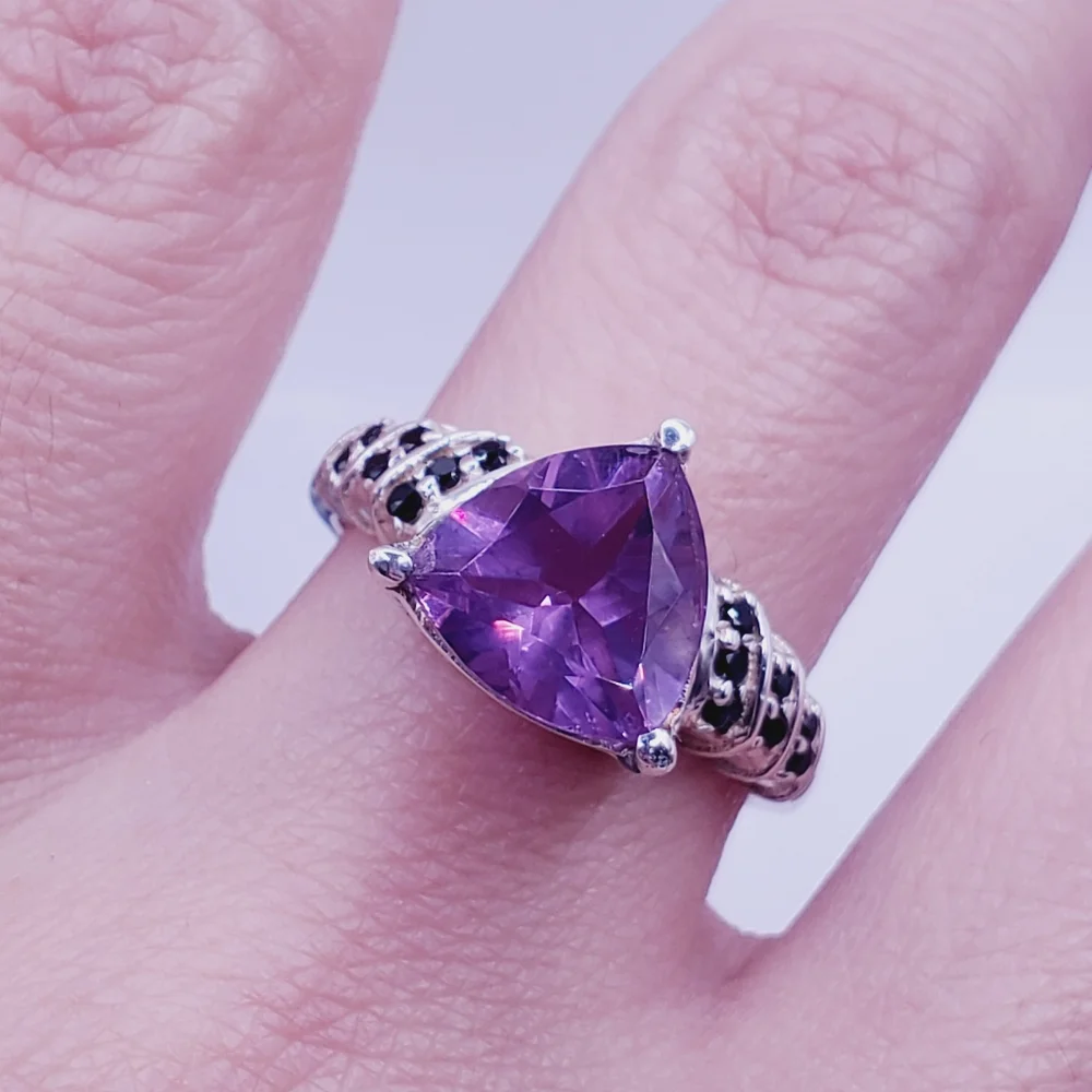 Lavendar Alexite & Thai Black Spinel 925 Sterling Silver Color Changing Ring